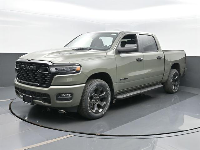 2026 Ram 1500 Express Crew Cab 4x4 5'7" Box