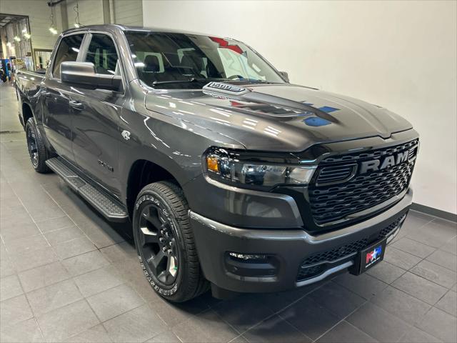 2026 RAM Ram 1500 RAM 1500 EXPRESS CREW CAB 4X4 57 BOX