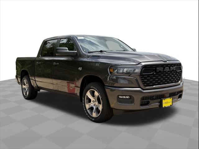 2026 RAM 1500 RAM 1500 EXPRESS CREW CAB 4X2 57 BOX