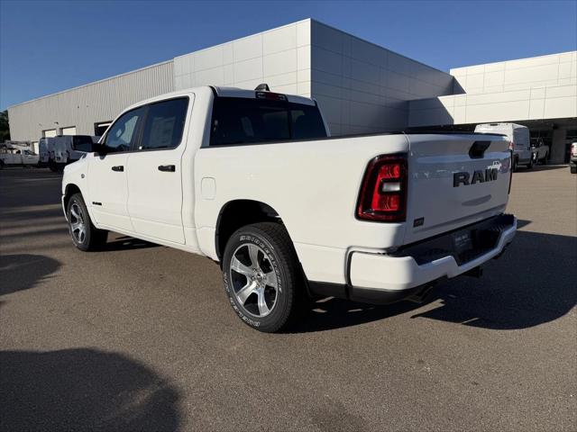2026 Ram 1500 Express Crew Cab 4x2 5'7" Box