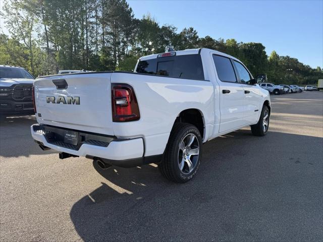 2026 Ram 1500 Express Crew Cab 4x2 5'7" Box