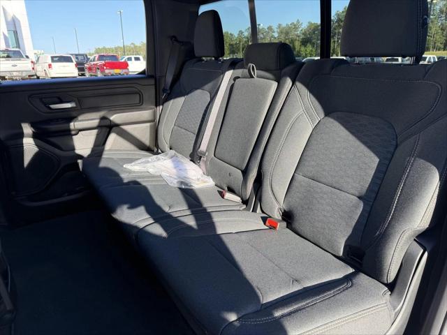 2026 Ram 1500 Express Crew Cab 4x2 5'7" Box
