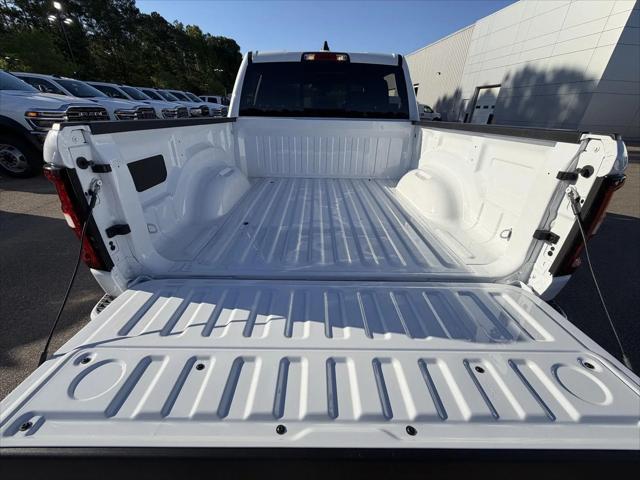2026 Ram 1500 Express Crew Cab 4x2 5'7" Box