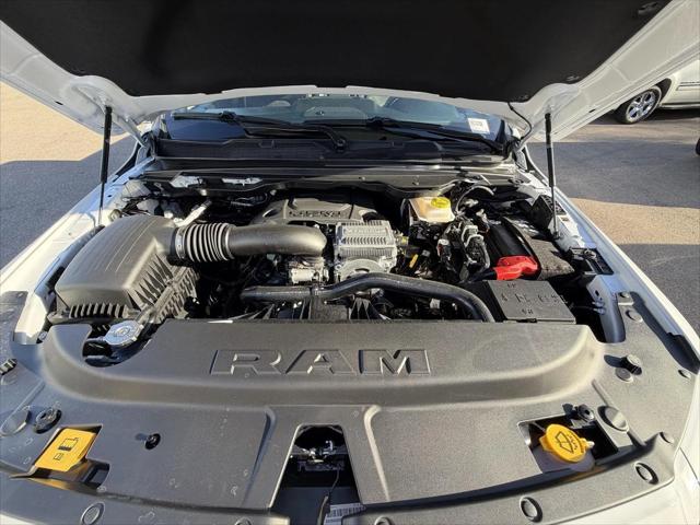 2026 Ram 1500 Express Crew Cab 4x2 5'7" Box