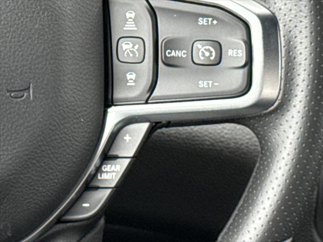 2026 Ram 1500 Tradesman Crew Cab 4x4 5'7" Box