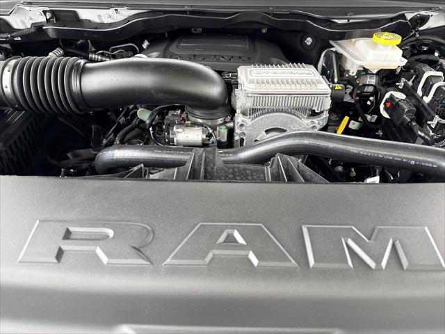 2026 Ram 1500 Tradesman Crew Cab 4x4 5'7" Box