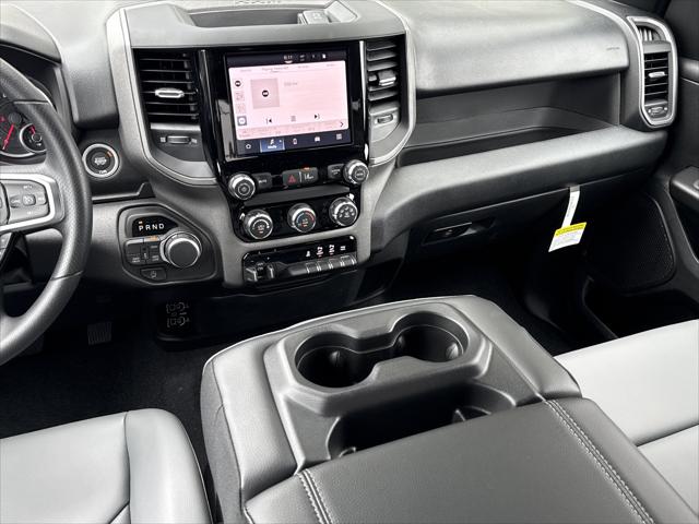 2026 Ram 1500 Tradesman Crew Cab 4x4 5'7" Box