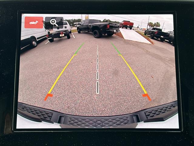2026 Ram 1500 Tradesman Crew Cab 4x4 5'7" Box