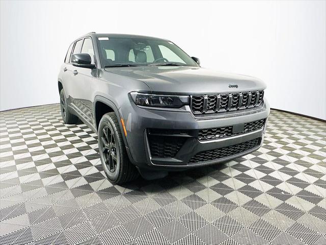 2026 Jeep Grand Cherokee GRAND CHEROKEE LAREDO ALTITUDE 4X4