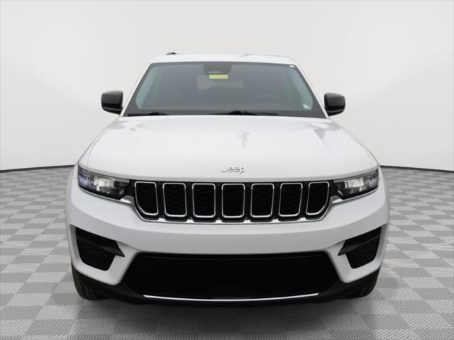 2023 Jeep Grand Cherokee Laredo 4x4 2023 Jeep Grand Cherokee Laredo 4x4