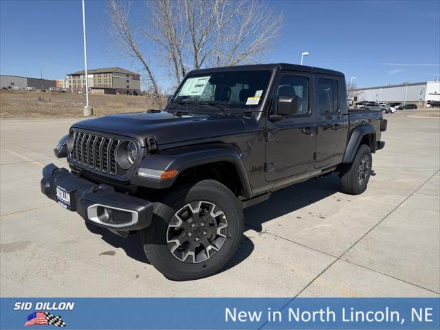 2026 Jeep Gladiator GLADIATOR SAHARA 4X4