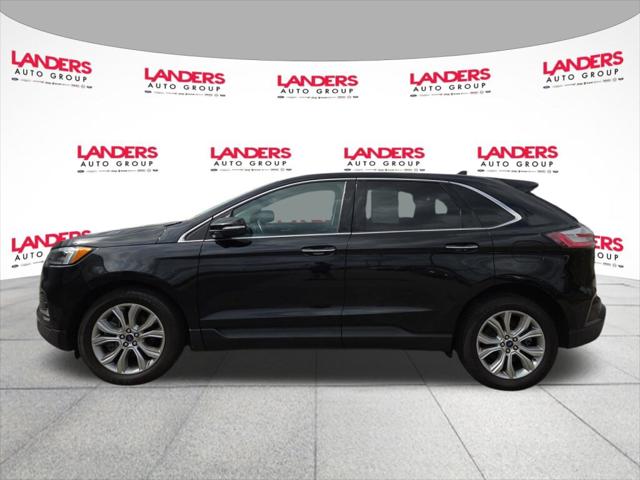 2022 Ford Edge Titanium