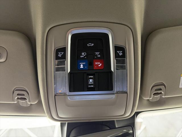 2022 Ram 1500 Laramie Crew Cab 4x4 5'7" Box