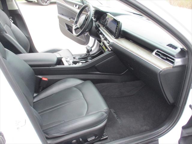 2023 Kia K5 EX