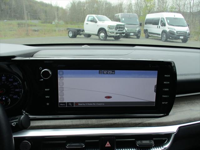 2023 Kia K5 EX