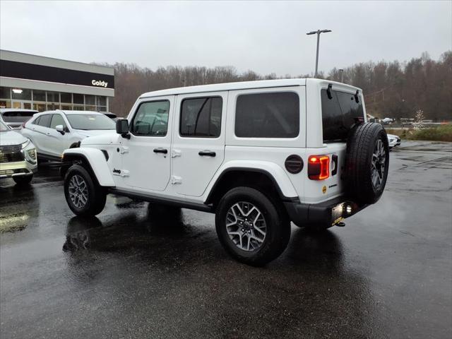 2025 Jeep Wrangler 4-Door Sahara 4x4