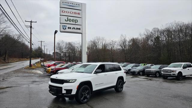 2023 Jeep Grand Cherokee L Altitude 4x4
