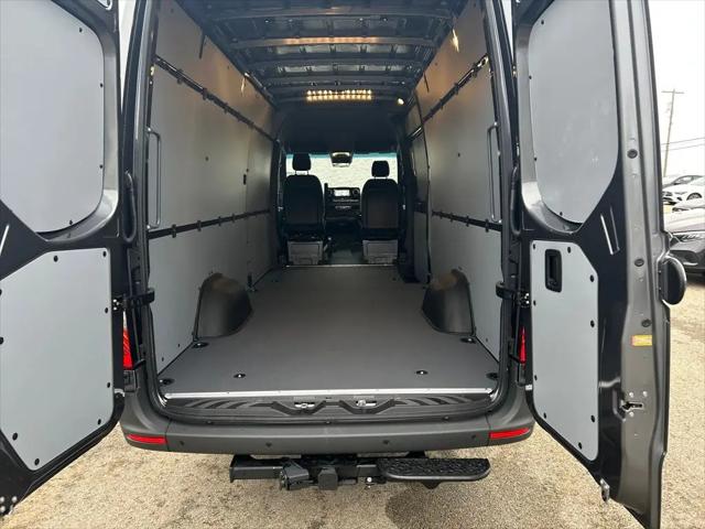 2026 Mercedes-Benz Sprinter 2500 High Roof 4-Cyl Diesel HO