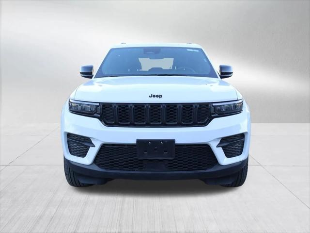 2025 Jeep Grand Cherokee Altitude 4x4