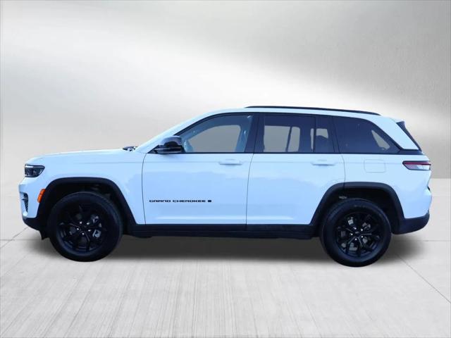2025 Jeep Grand Cherokee Altitude 4x4