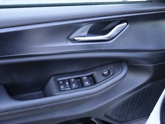 2025 Jeep Grand Cherokee Altitude 4x4