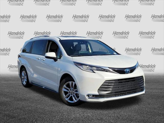 2022 Toyota Sienna Limited