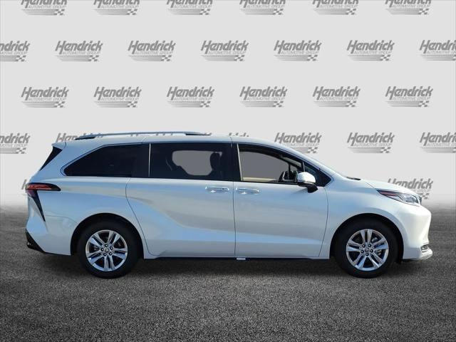 2022 Toyota Sienna Limited