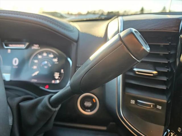2026 Ram 3500 Laramie Crew Cab 4x4 8' Box