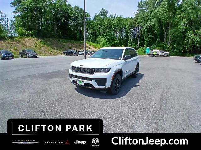2026 Jeep Grand Cherokee Altitude 4x4 for sale in Clifton Park, NY