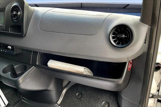 2021 Mercedes-Benz Sprinter 2500 High Roof I4