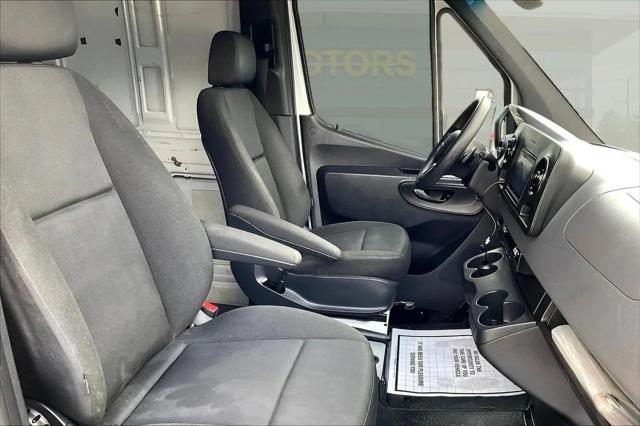 2021 Mercedes-Benz Sprinter 2500 High Roof I4