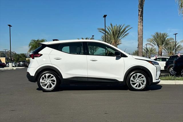 2027 Chevrolet Bolt LT FWD