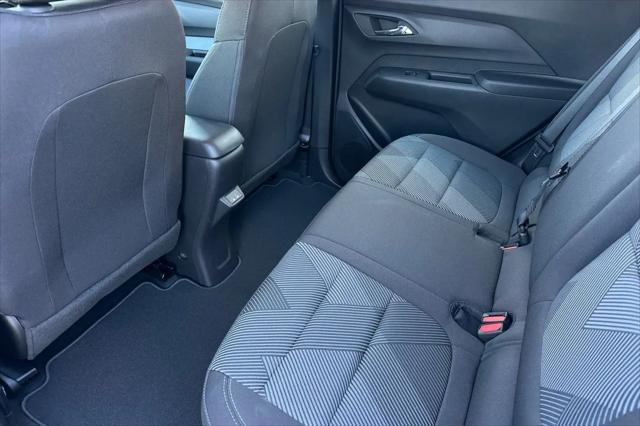 2027 Chevrolet Bolt LT FWD