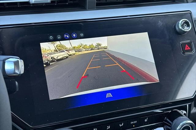 2027 Chevrolet Bolt LT FWD