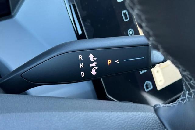 2027 Chevrolet Bolt LT FWD