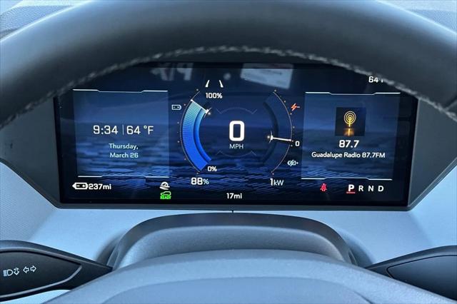 2027 Chevrolet Bolt LT FWD