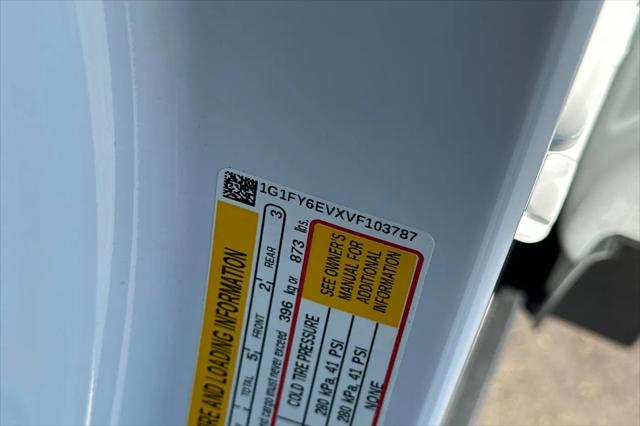 2027 Chevrolet Bolt LT FWD