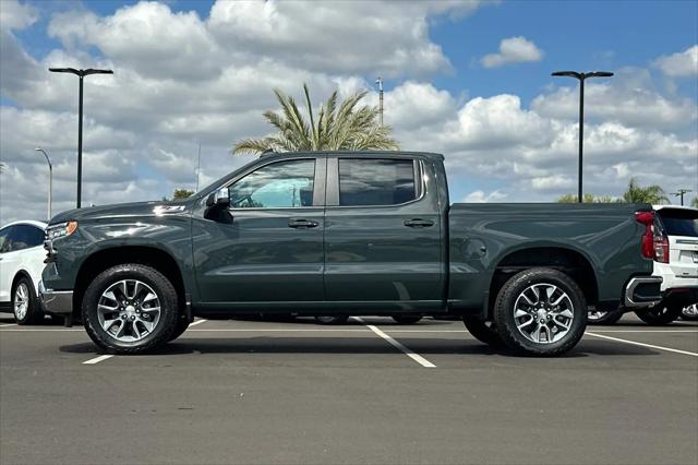 2026 Chevrolet Silverado 1500 4WD Crew Cab Standard Bed LT