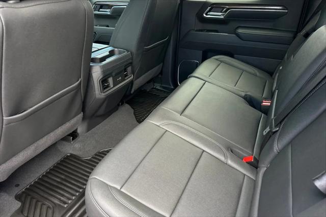 2026 Chevrolet Silverado 1500 4WD Crew Cab Standard Bed LT