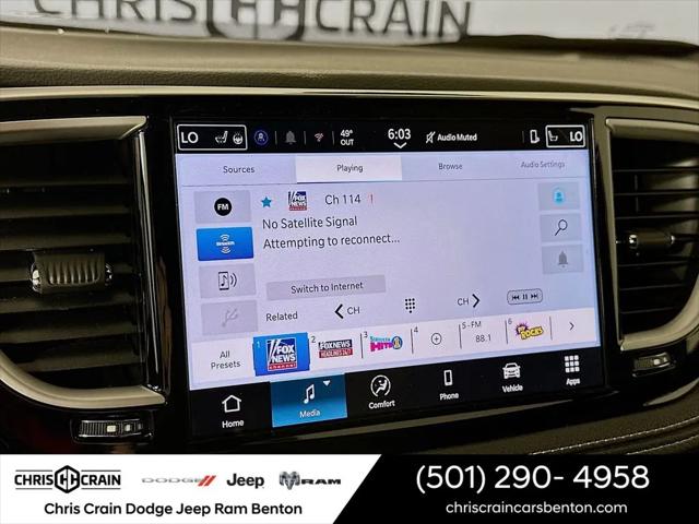 2026 Chrysler Pacifica Select