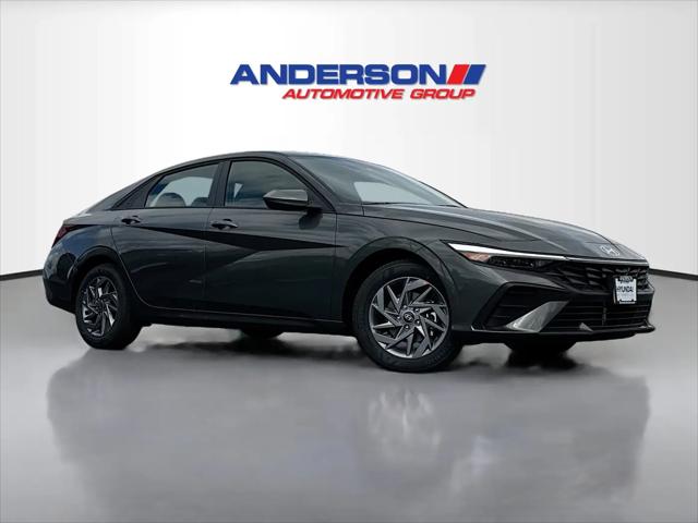 2026 Hyundai Elantra Hybrid Blue for sale in Rockford, IL