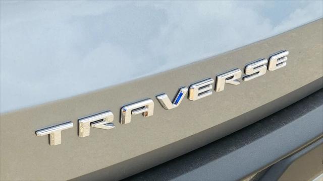 2026 Chevrolet Traverse FWD LT
