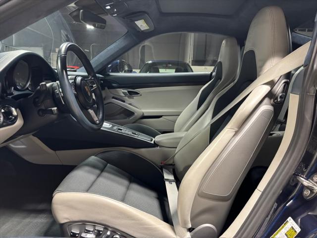 2019 Porsche 911 Carrera GTS