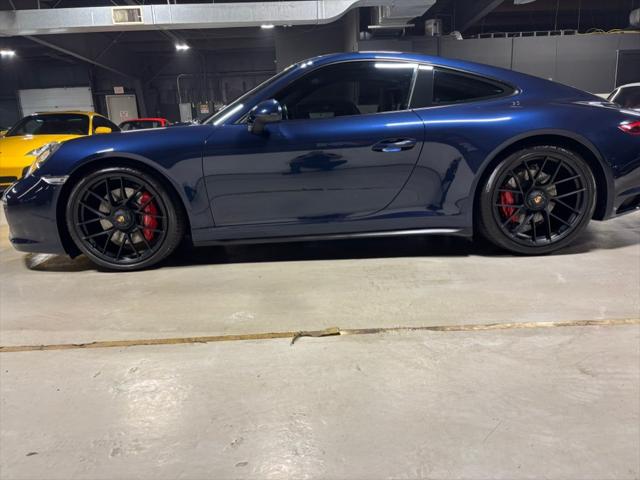 2019 Porsche 911 Carrera GTS