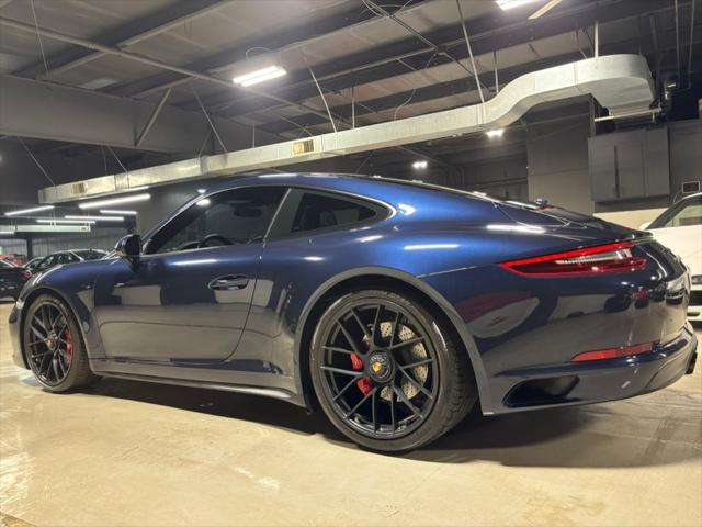 2019 Porsche 911 Carrera GTS