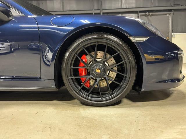 2019 Porsche 911 Carrera GTS