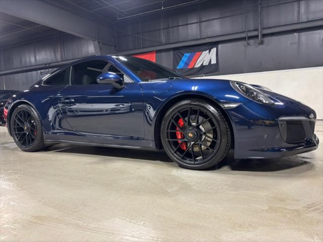 2019 Porsche 911 Carrera GTS
