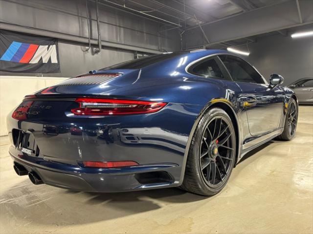 2019 Porsche 911 Carrera GTS