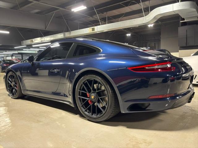 2019 Porsche 911 Carrera GTS