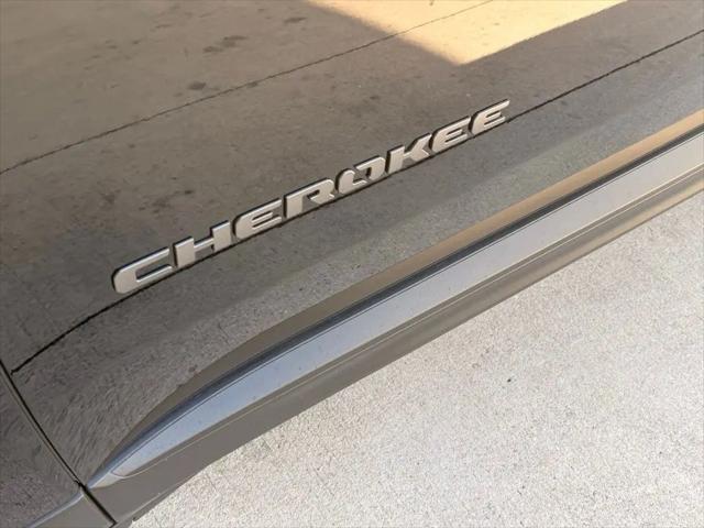2026 Jeep Cherokee Laredo 4x4